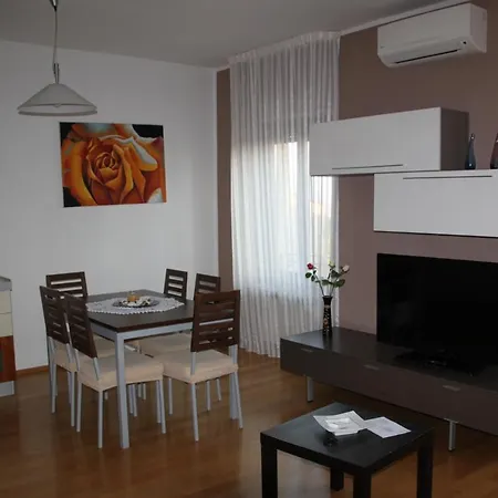 Casa Elena شقة *