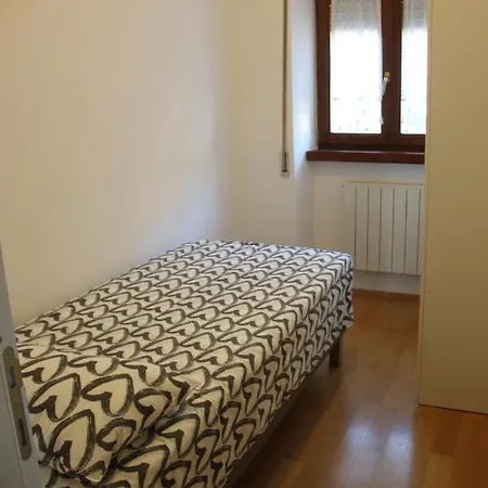 Casa Elena Apartman *