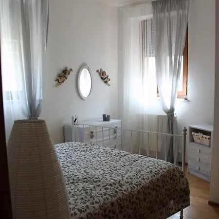 Casa Elena أسيسي