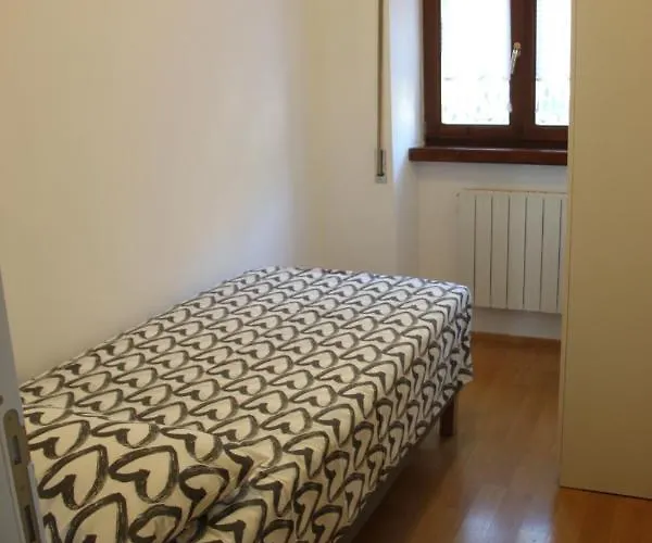 Casa Elena Apartmán *